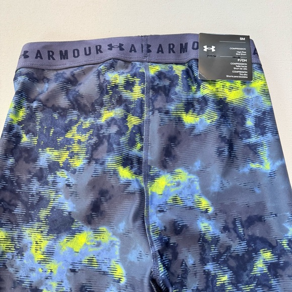 NWT Under Armour Women’s S Compression Bike Shorts High Rise 8” Geometric Print - Picture 5 of 12